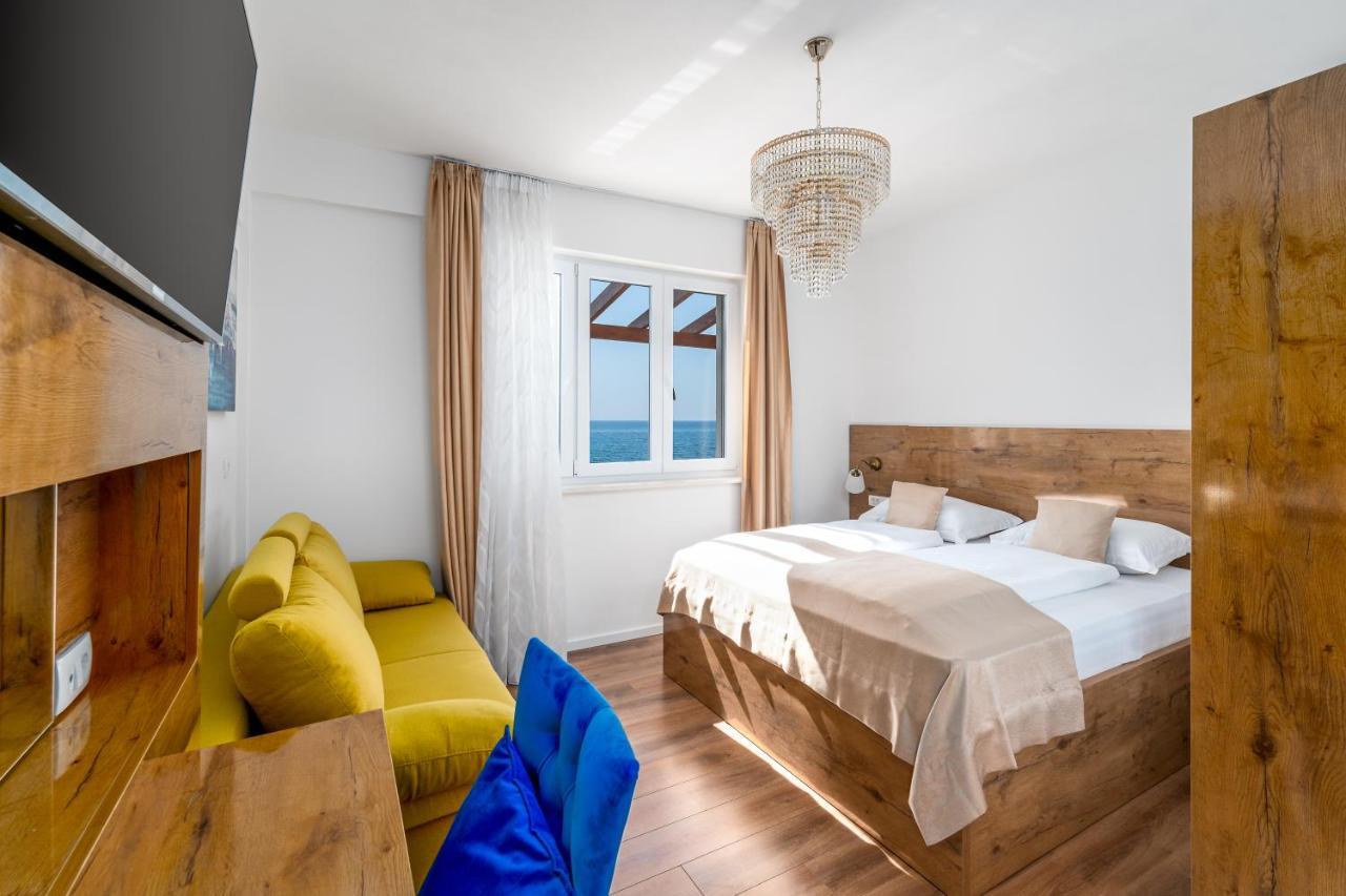 Rooms Vedrana (Adults Only) Podstrana Oda fotoğraf