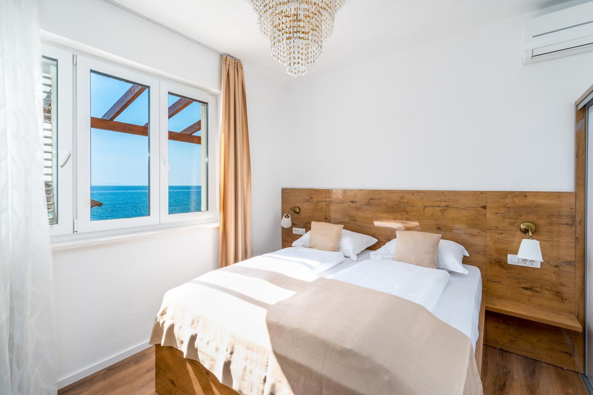 Rooms Vedrana (Adults Only) Podstrana Oda fotoğraf