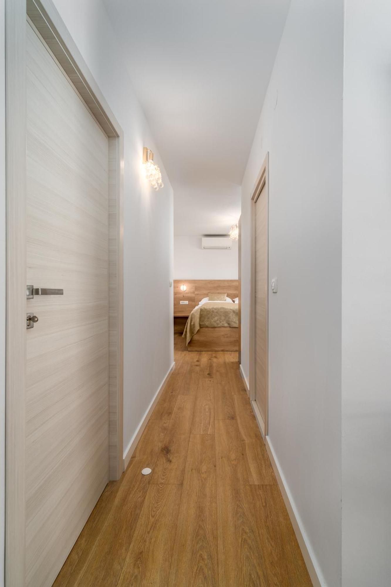 Rooms Vedrana (Adults Only) Podstrana Oda fotoğraf
